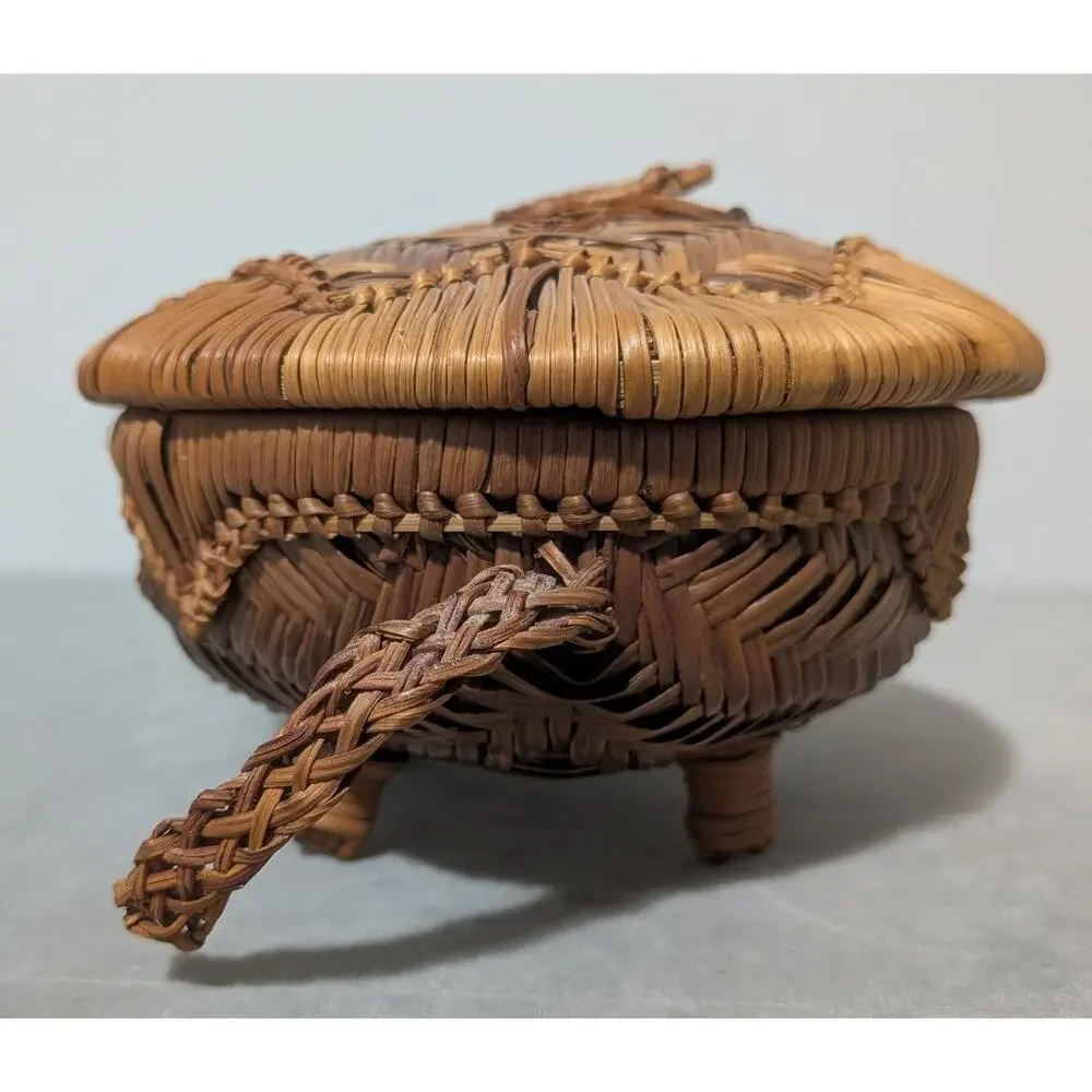 Vintage Hand Woven Wicker Turtle Basket Lidded Trinket Box Rattan Tortoise